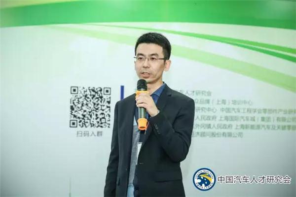 动力电池能否弯道超车？ 听听专家怎么说