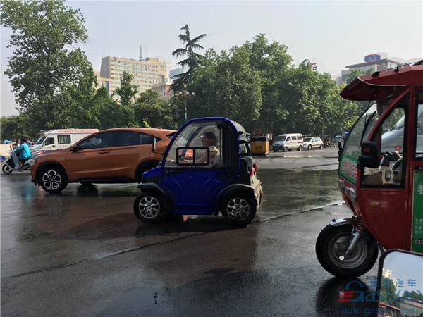 深入市场实地调查 低速电动车究竟是消费刚需还是交通“毒瘤”