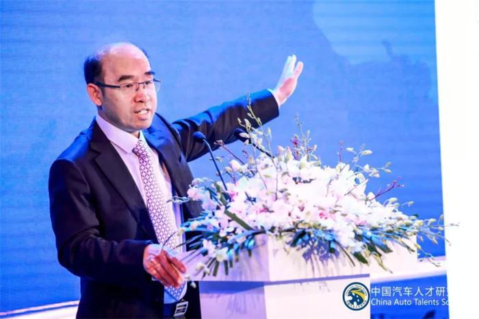 【“中国拥抱世界”汽车产业创新论坛直播】国家信息中心徐长明：2017中国车市解析
