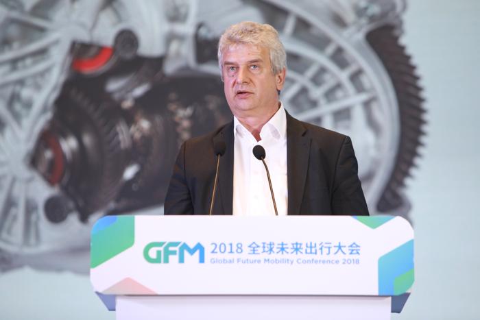 【2018全球未来出行大会】麦格纳Carsten Bünder：麦格纳针对未来电动传动系统的完全可扩展策略