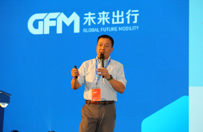 《专家说》自动驾驶大规模商业化还需迈过几道坎？