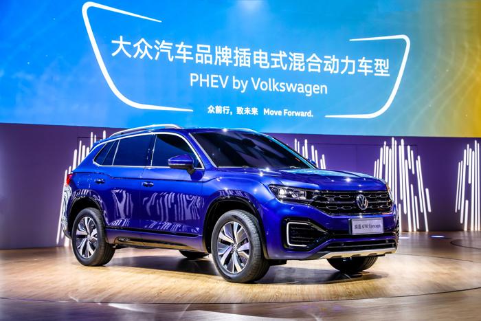 6款插电混动车型领航，大众汽车开启在华三阶段电动出行战略