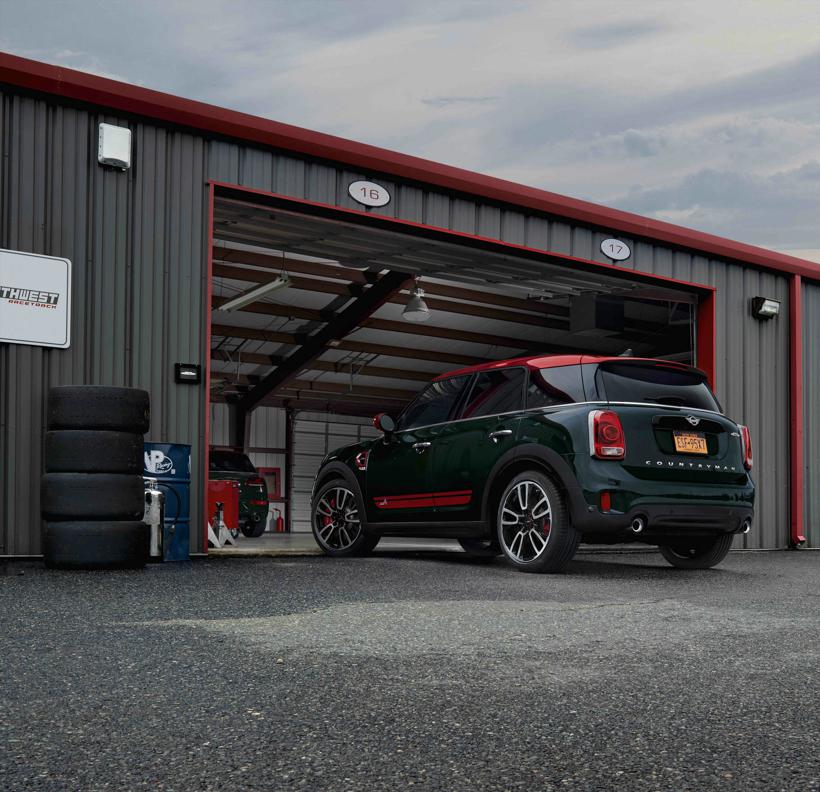 任由场景不停转换，MINI JOHN COOPER WORKS新成员上市