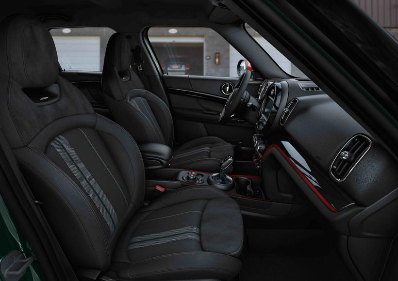 任由场景不停转换，MINI JOHN COOPER WORKS新成员上市
