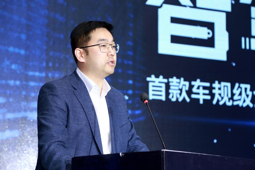 芯智科技宣布业界首款车规级全栈语音 AI 芯片流片成功