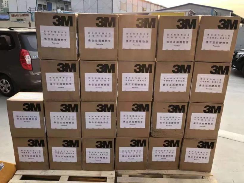 心系湖北，共抗疫情，佛吉亚捐赠千余份防疫物资