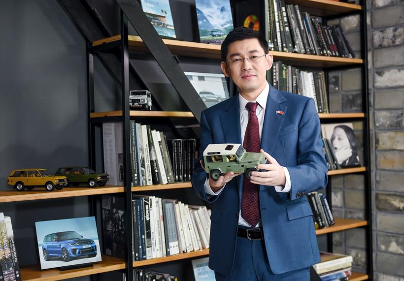 路虎揽胜极光引领时尚人生