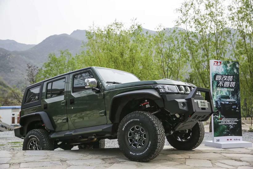 BJ40雨林穿越版，到底值不值28万？