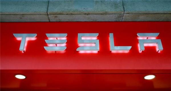 特斯拉Model S“不够疯”被告 双方已达成和解