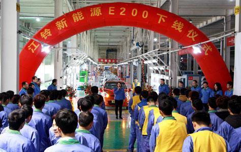 回首2016 搅动新能源汽车领域的十大热点事件