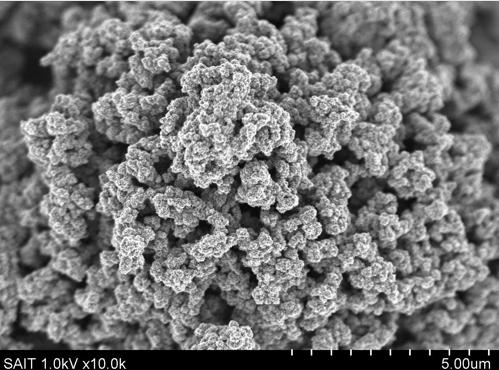 充满电只需12分钟 三星利用石墨烯球材质研发出新款锂离子电池