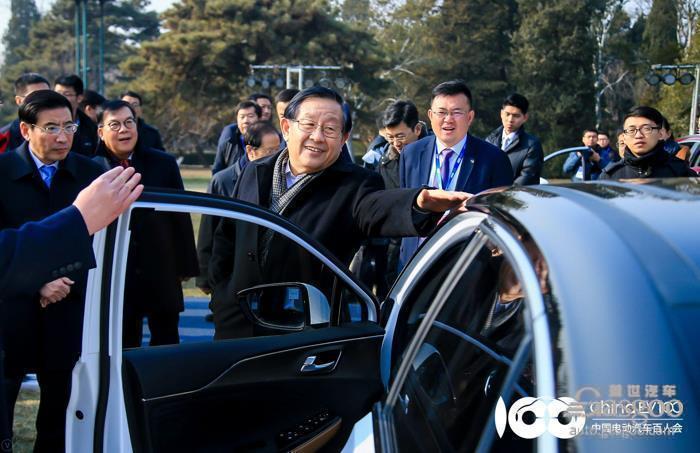 百人会新能源车展观摩 自主/合资/新势力寒冬斗艳