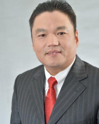 杨汉兵荣获“金辑奖•十大杰出风云人物”