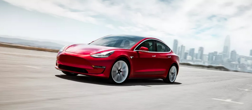 大量新款特斯拉Model 3集聚上海 准备出口欧洲