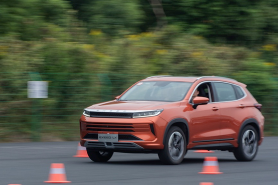 EXEED星途LX剑指华东，硬核实力直面合资SUV