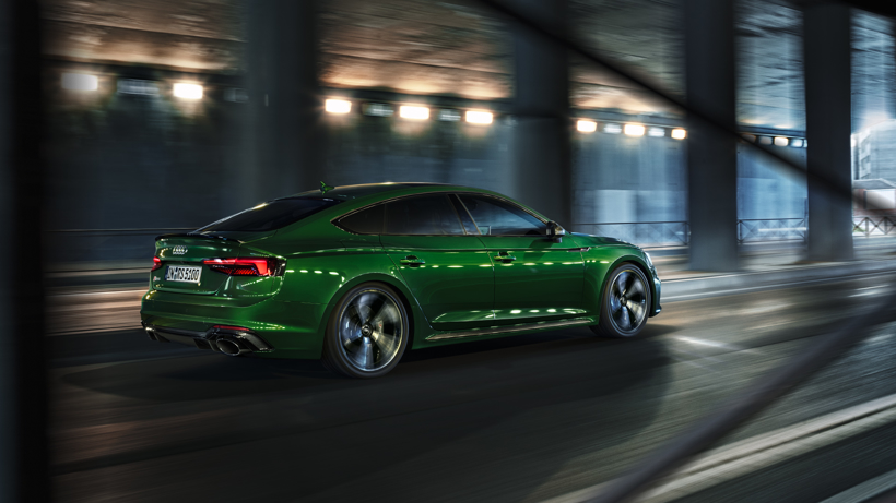 天赋激“擎”优雅新生 全新奥迪RS 5 Sportback国内上市