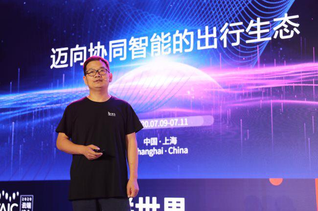 阿里巴巴副总裁张春晖：智能汽车操作系统是未来无人驾驶的基石