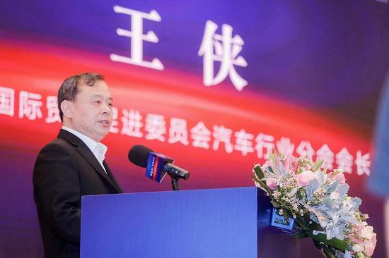 王侠：繁荣之时须清醒 商用车行业直面竞争促发展