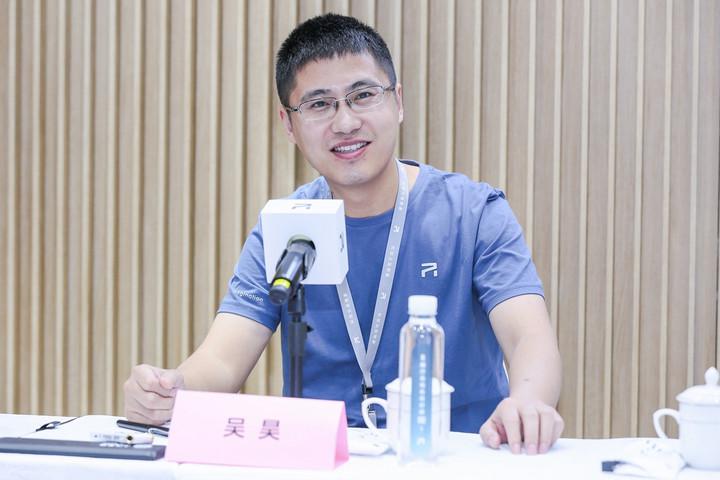 俞经民：R汽车是新势力中的国家队 明年销量目标3万辆