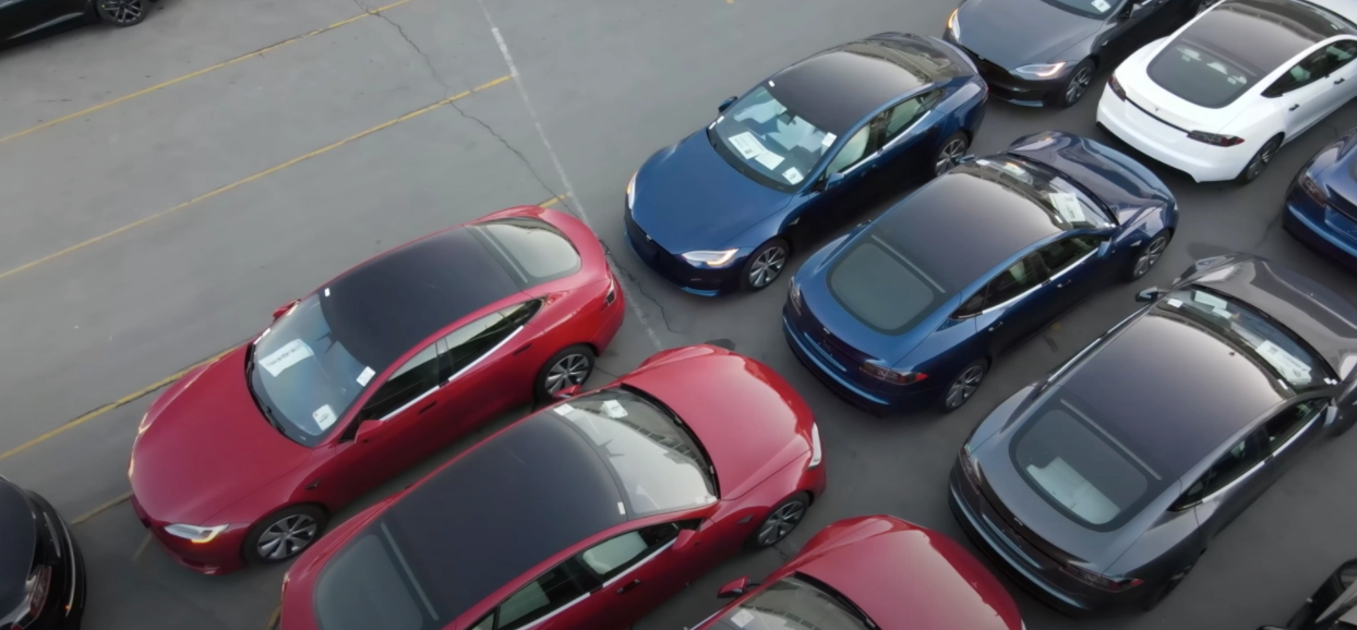 特斯拉或将推出三排座版Model S