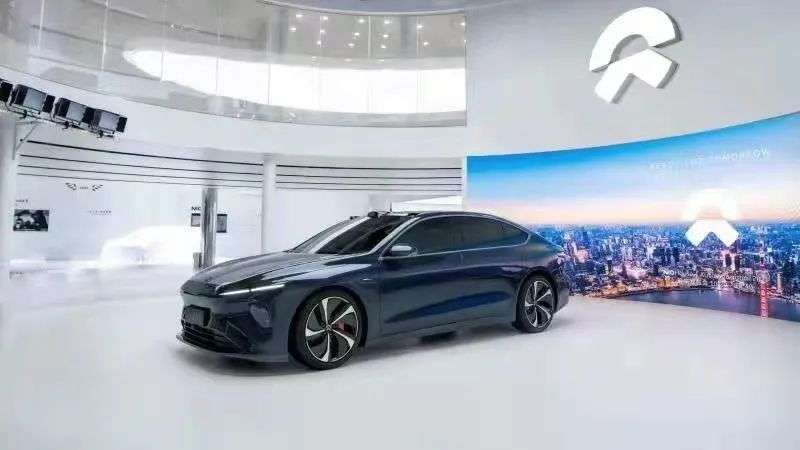 一季度坐拥475亿，李斌：蔚来在高端市场无对手