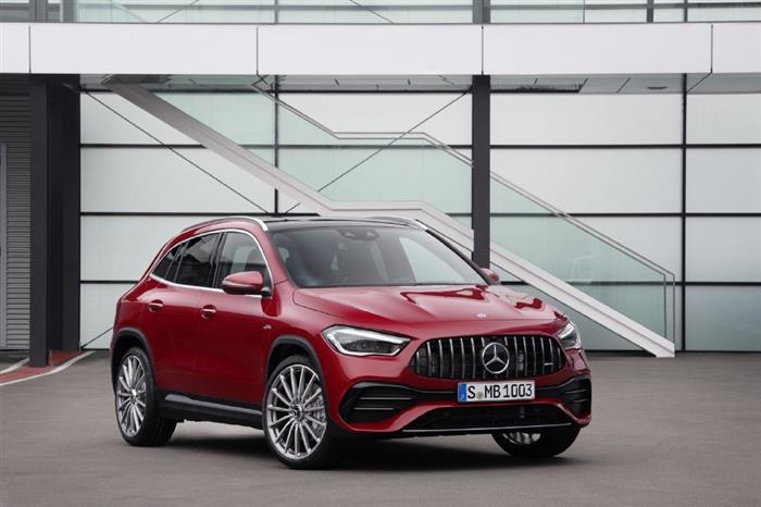 奔驰发布全新GLA，这回真是辆“SUV”了？