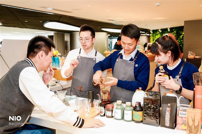蔚来牛屋，不能说的秘密 | 深度