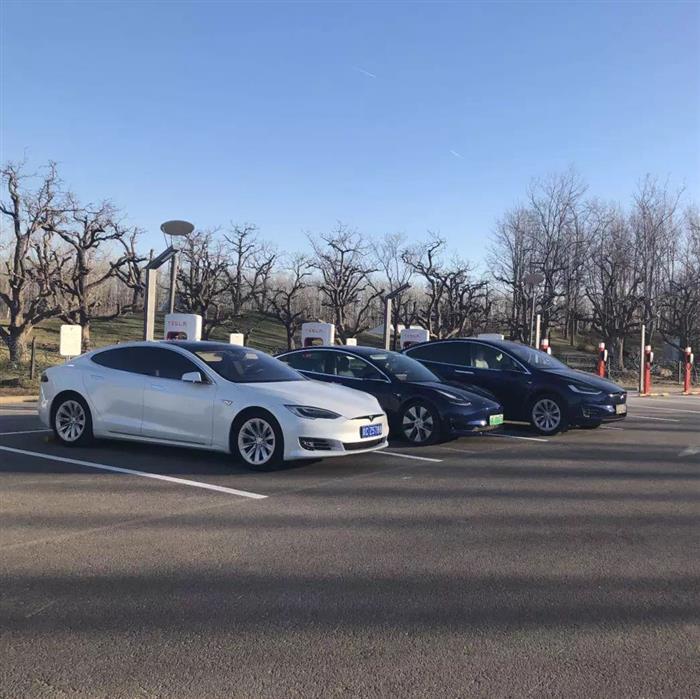 实现交付目标，特斯拉市值超2个福特
