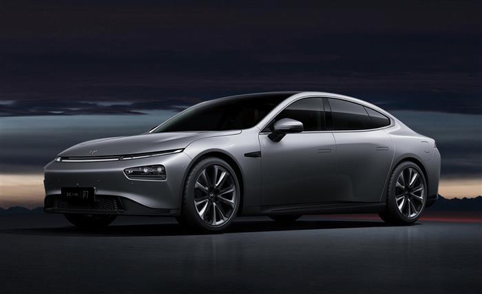 4月上市、续航超700km，小鹏P7无惧Model 3?