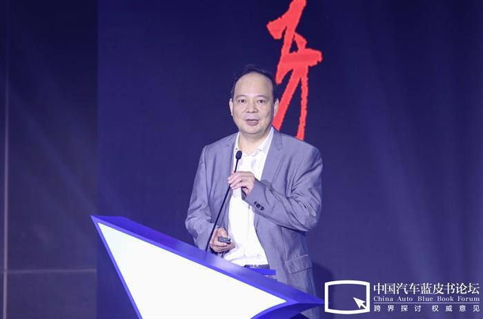 当李斌、魏建军、何小鹏们都在讲特斯拉时，这个时代真的变了