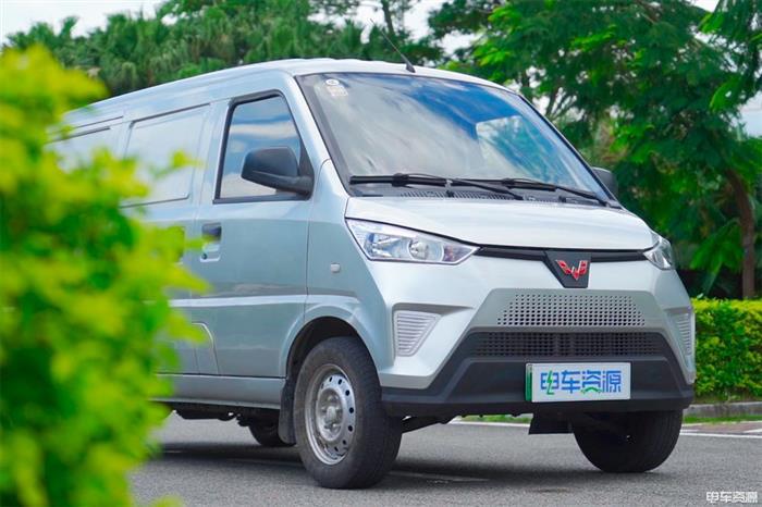 8月销量分析｜微/中面市场竞争进入白热化 头部拉开差距