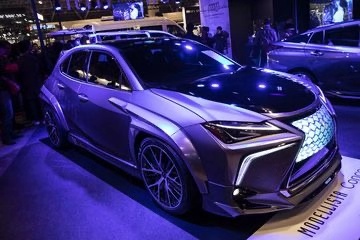 彭博社：雷克萨斯面临“中年危机”