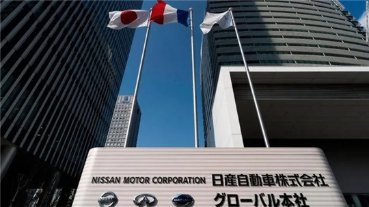 营收腰斩、利润亏损188亿，日产调整期亟待V型复苏
