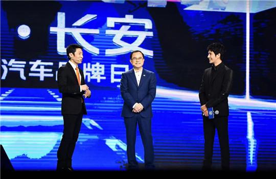 切入长安与华为之间，腾讯也要加入“CHN造车局”？