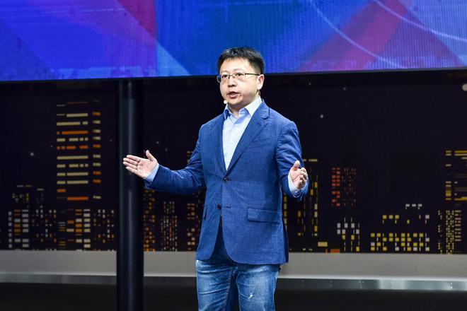 文飞升任沙龙汽车CEO意味着什么？