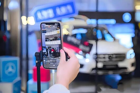 中国汽车，繁花若梦，漫季思愁