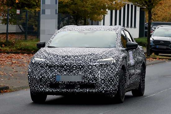 变身纯电SUV 新一代日产LEAF聆风谍照曝光