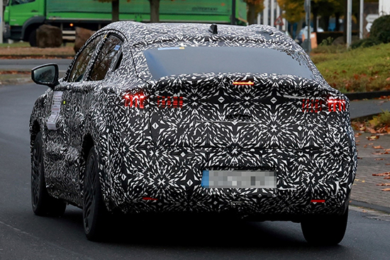 变身纯电SUV 新一代日产LEAF聆风谍照曝光